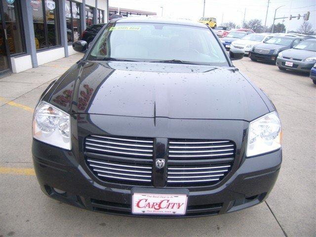 Dodge Magnum 2006 photo 2