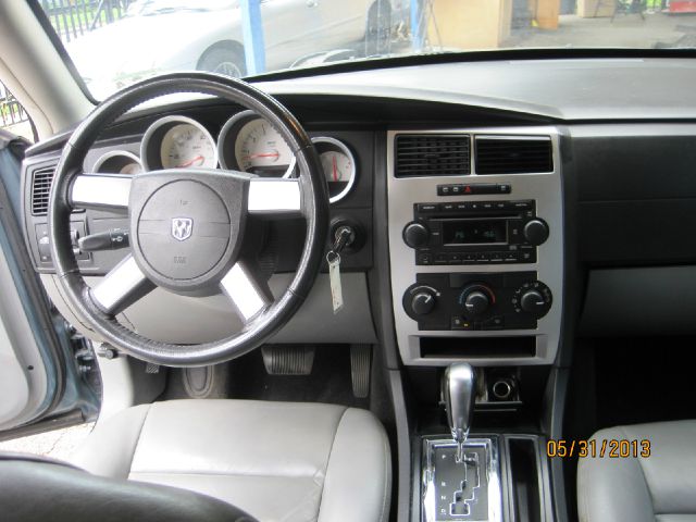 Dodge Magnum 2006 photo 14