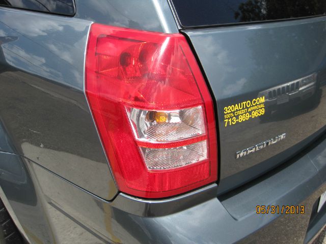 Dodge Magnum 2006 photo 25