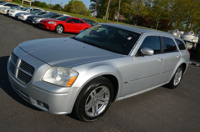 Dodge Magnum 2006 photo 1