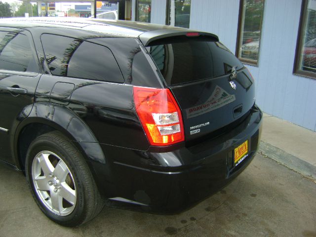 Dodge Magnum 2006 photo 8