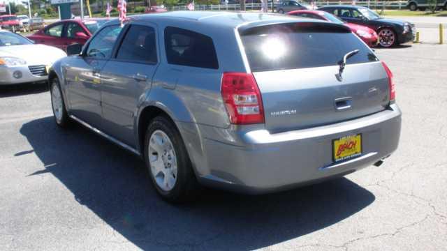 Dodge Magnum 2006 photo 1