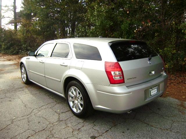 Dodge Magnum 2006 photo 2