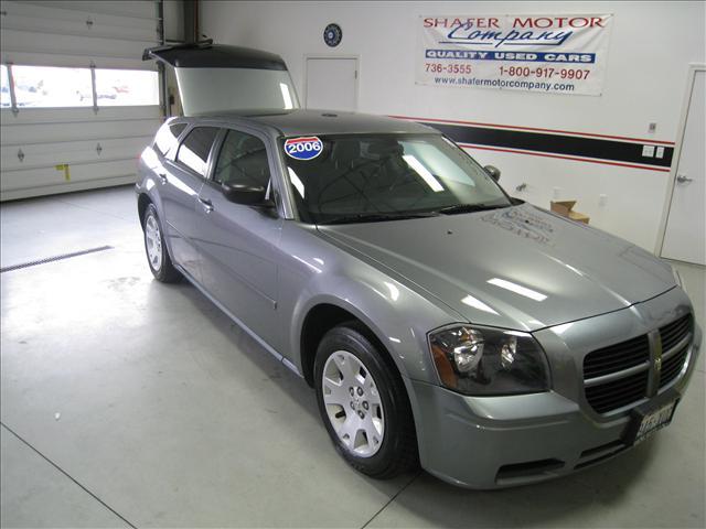 Dodge Magnum 2006 photo 1