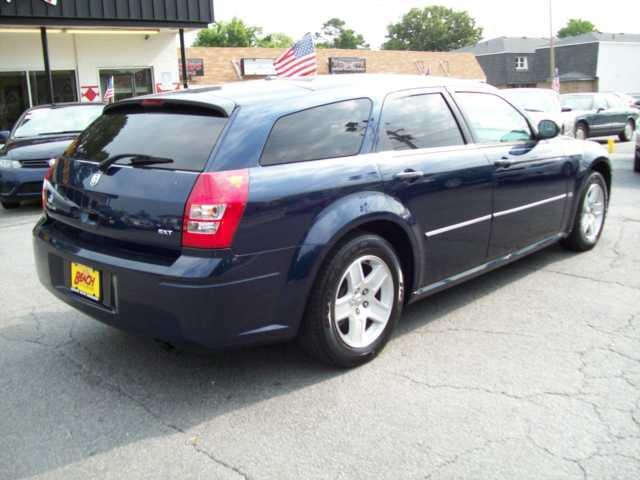 Dodge Magnum 2006 photo 3