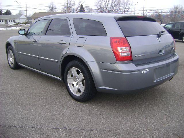 Dodge Magnum 2006 photo 1