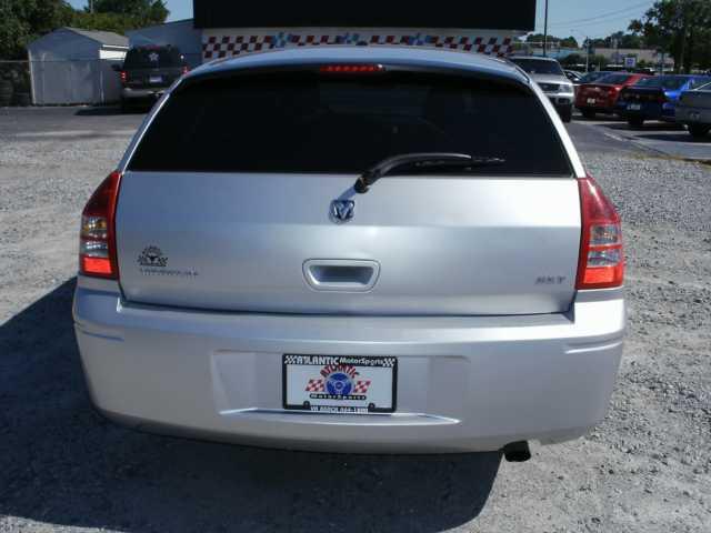 Dodge Magnum 2006 photo 1