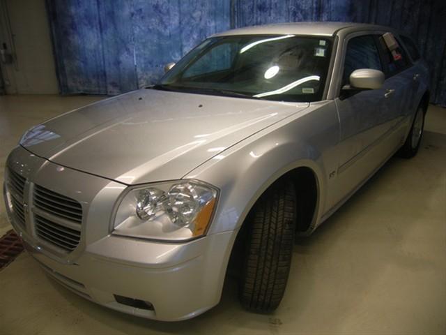 Dodge Magnum 2006 photo 2