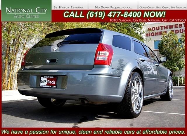 Dodge Magnum 2006 photo 2