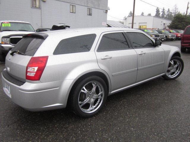 Dodge Magnum 2006 photo 2