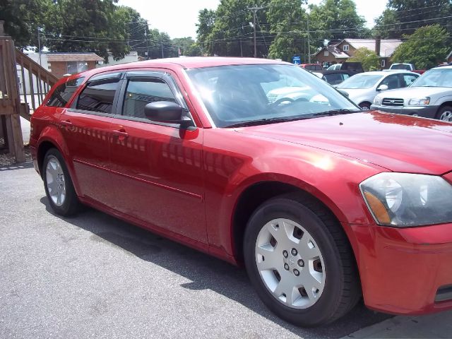 Dodge Magnum 2006 photo 2