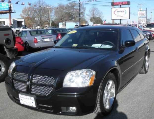 Dodge Magnum 2006 photo 1