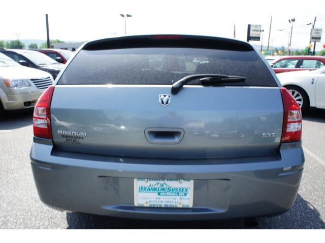 Dodge Magnum 2006 photo 3