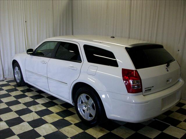 Dodge Magnum 2007 photo 2
