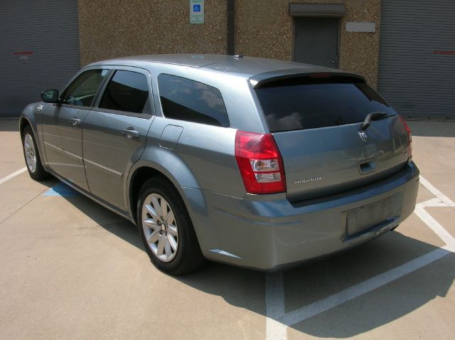 Dodge Magnum 2007 photo 2