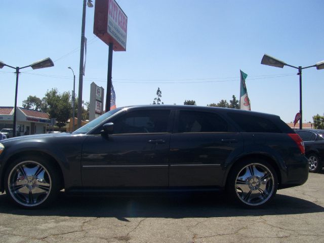 Dodge Magnum 2007 photo 2