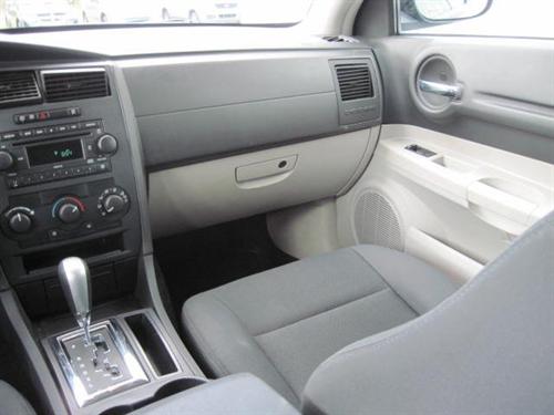 Dodge Magnum SE Other