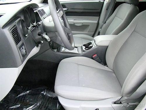 Dodge Magnum SE Other