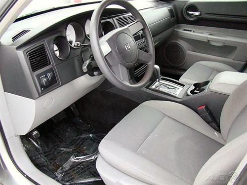 Dodge Magnum 2007 photo 2