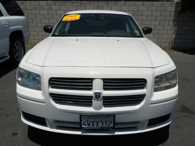 Dodge Magnum 2008 photo 2