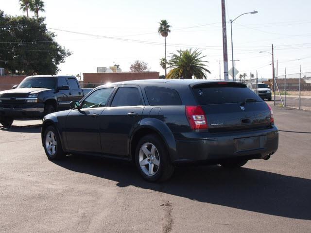 Dodge Magnum 2008 photo 1