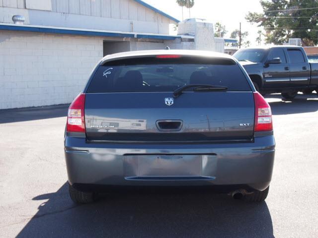 Dodge Magnum 2008 photo 2