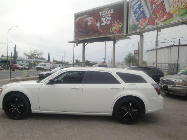 Dodge Magnum 2008 photo 14