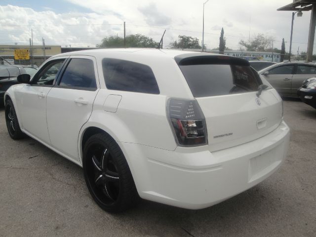 Dodge Magnum 2008 photo 15