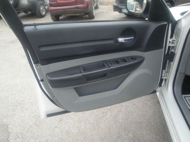 Dodge Magnum 2008 photo 21