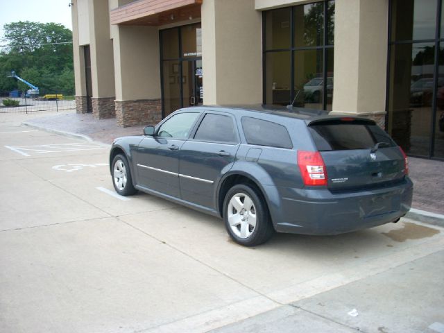 Dodge Magnum S Wagon
