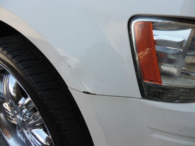 Dodge Magnum 2008 photo 16