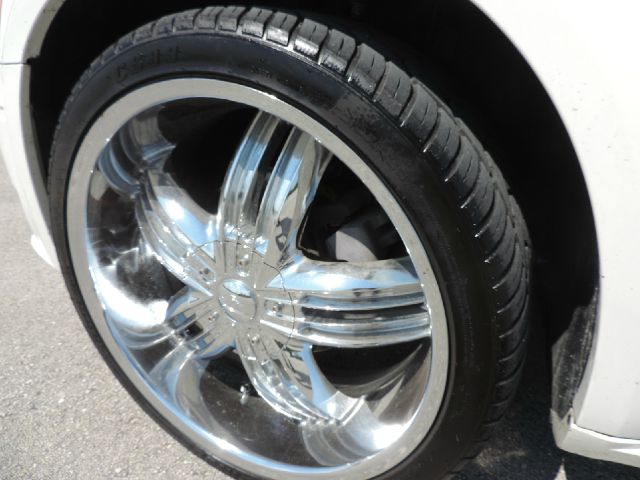 Dodge Magnum 2008 photo 17