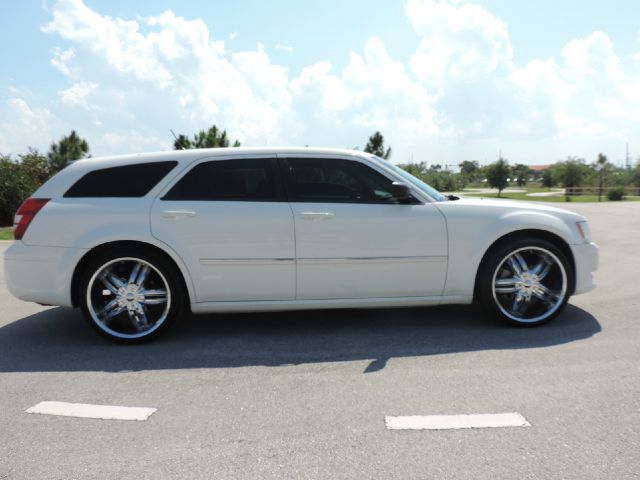 Dodge Magnum 2008 photo 19