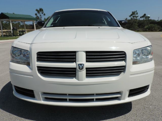 Dodge Magnum 2008 photo 21