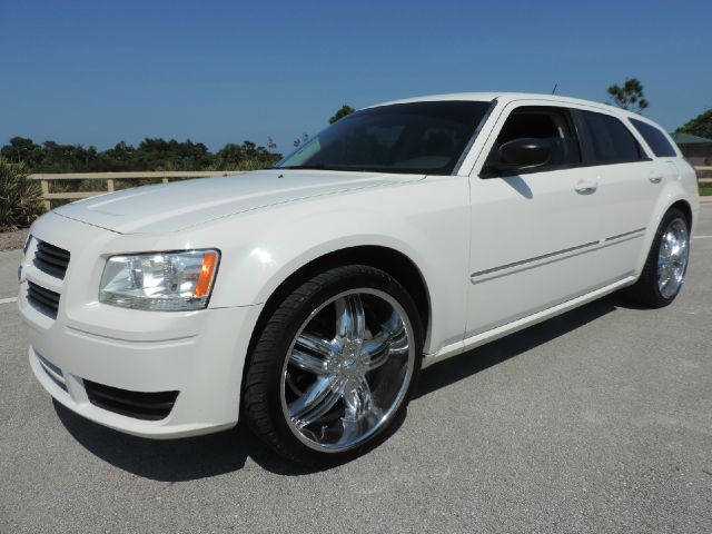 Dodge Magnum 2008 photo 29