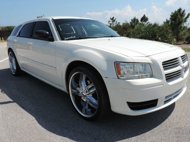 Dodge Magnum 2008 photo 30