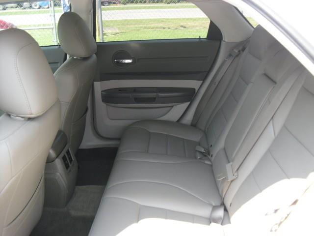 Dodge Magnum 2008 photo 1