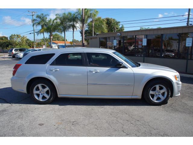 Dodge Magnum 2008 photo 4
