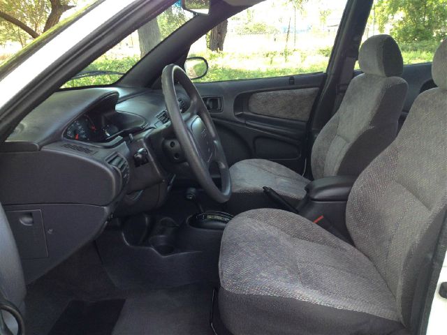 Dodge Neon 1998 photo 3