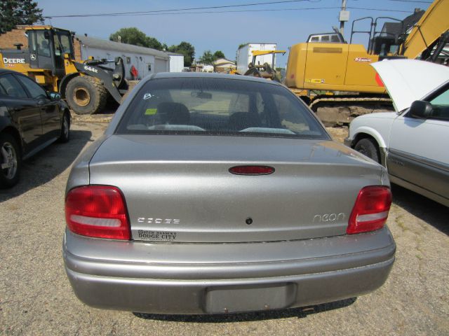 Dodge Neon 1999 photo 2
