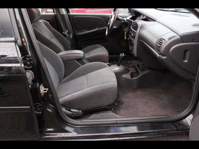 Dodge Neon 2000 photo 20
