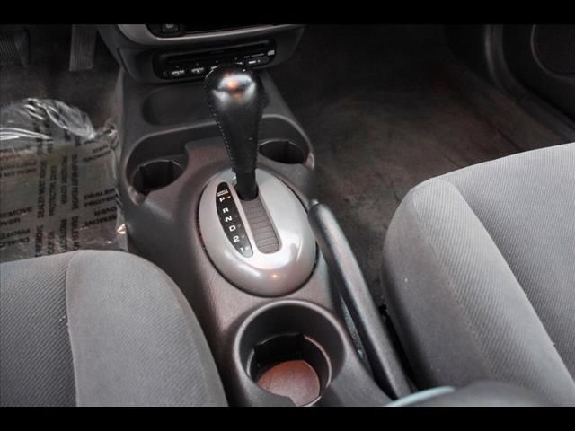 Dodge Neon 2000 photo 36