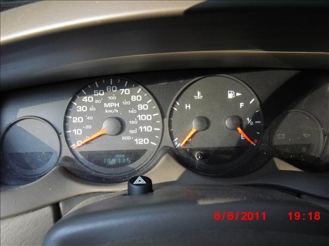 Dodge Neon 2000 photo 5