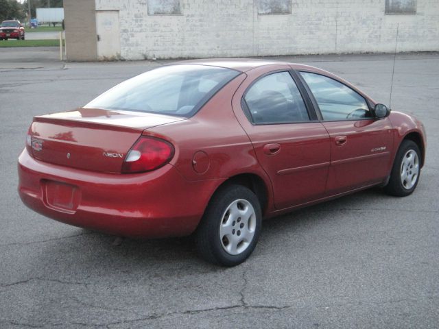 Dodge Neon 2000 photo 2
