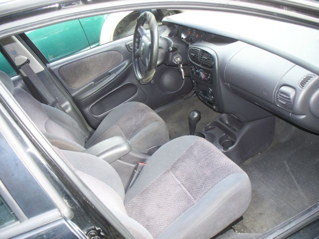 Dodge Neon 2000 photo 2