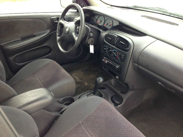 Dodge Neon 2000 photo 2