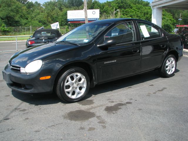 Dodge Neon 2000 photo 1