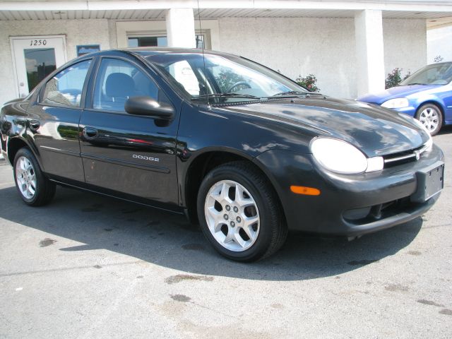 Dodge Neon 2000 photo 2