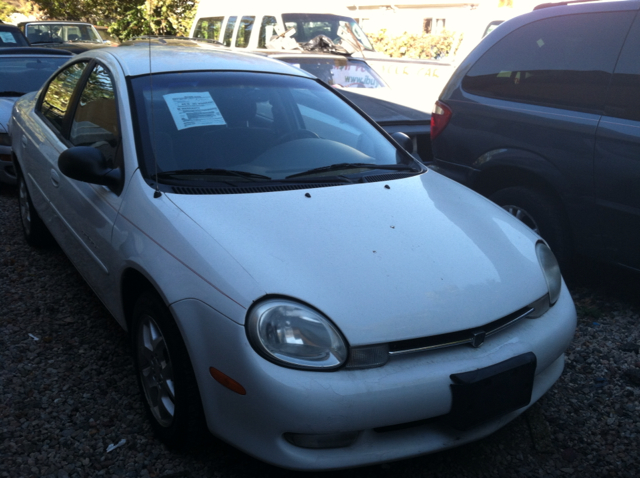 Dodge Neon 2000 photo 2