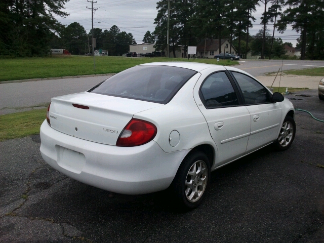 Dodge Neon 2000 photo 1